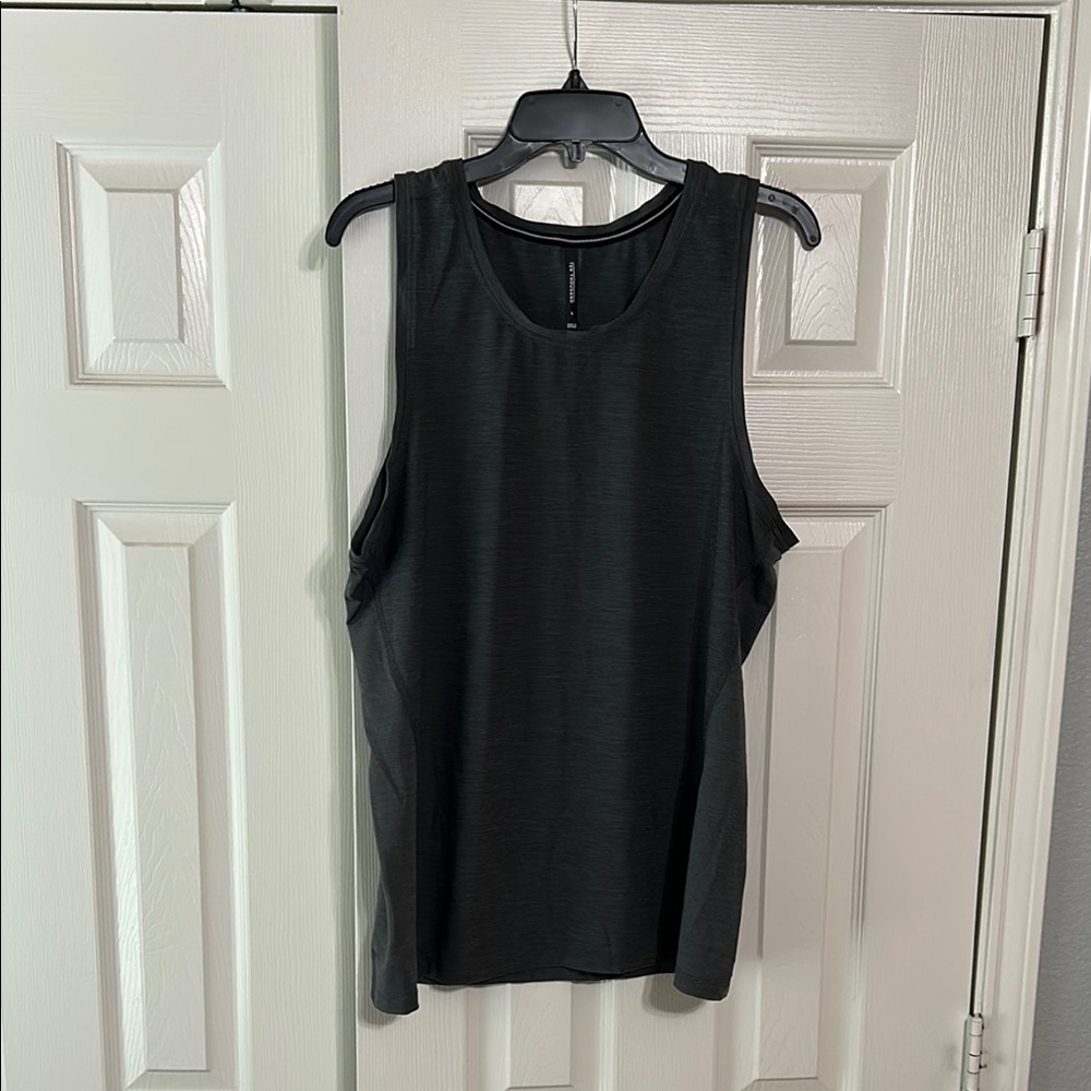Men’s Ten Thousand Versatile Tank (Dark Grey)